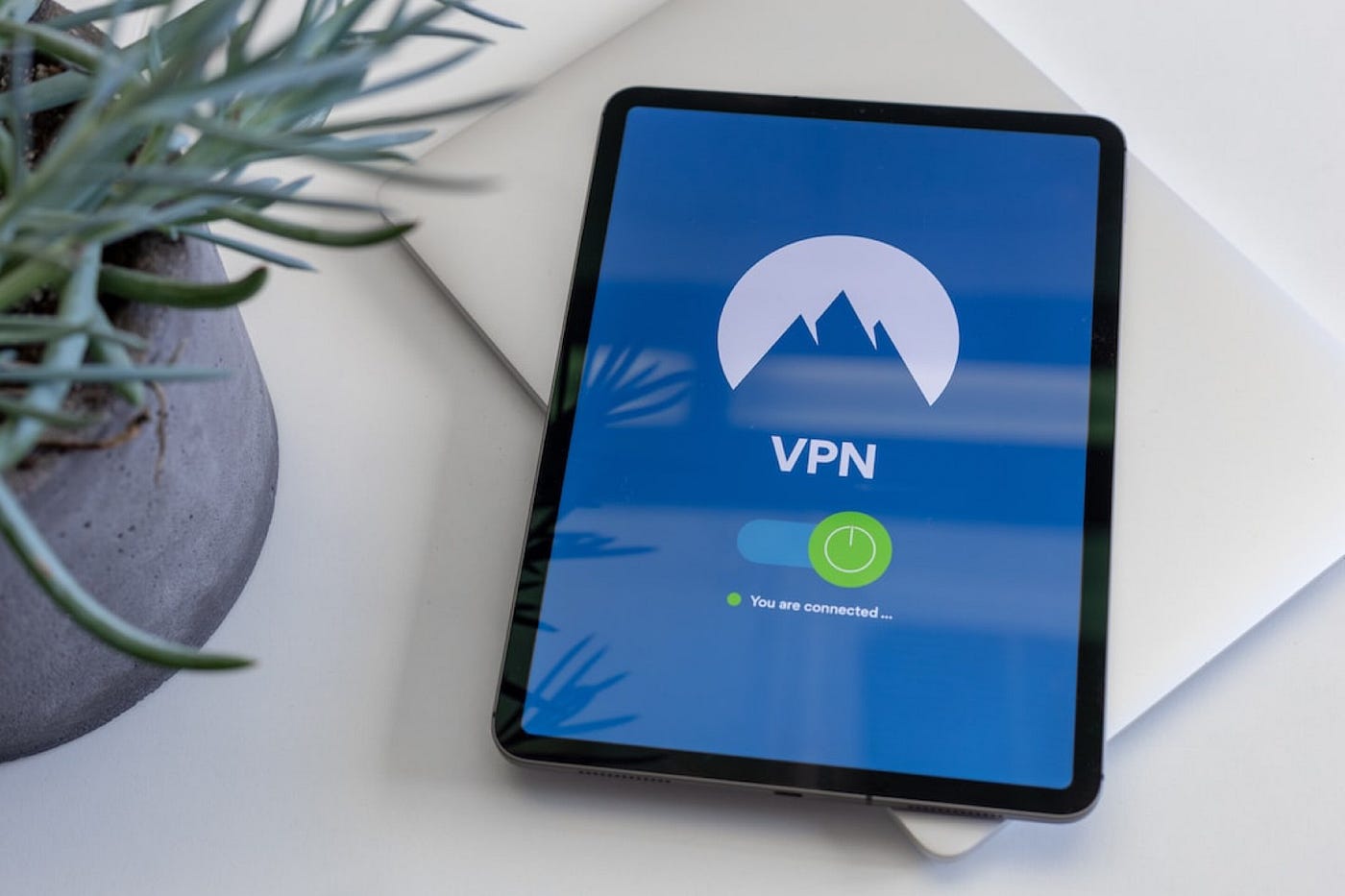 Why Every Internet User Needs a VPN: Protecting Your Online Privacy | by Stephanie Bixler | Sep, 2023 | Medium